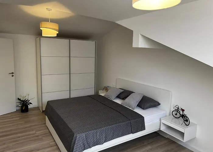 Bajlo Apartman Zára